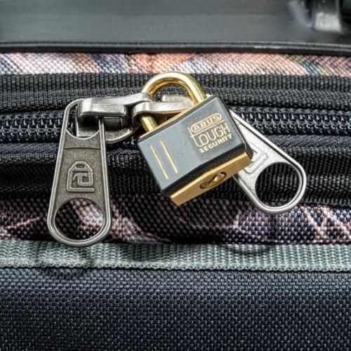 Veto Pro Pac Tech-Pac Camo MO with Free SB-LD Bag