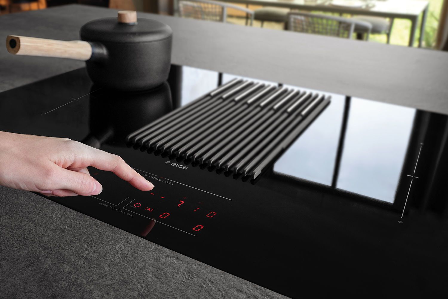 NikolaTesla Libra Combination Hob and Extractor