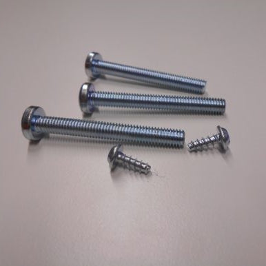 Screw set for cover of Zehnder ComfoAir Q 350/450/600, 5 Pieces
